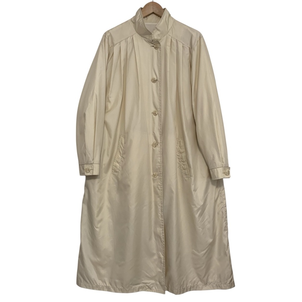Vintage 80’s London Fog Nylon Rain Coat In Cream - Picture 3 of 14